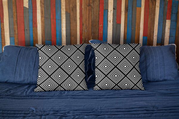 Balanced Square Shape Geometric illusion Pattern Printed Pillow